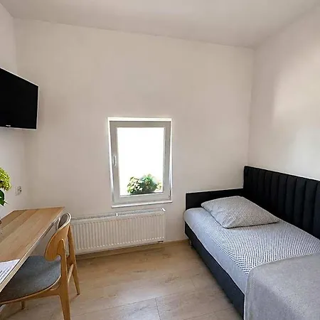 Adabet Hostel Kepno